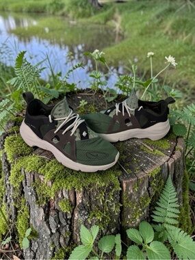 Mens Nike Huarache Type "Juniper Fog/Light Bone" Size 11.5